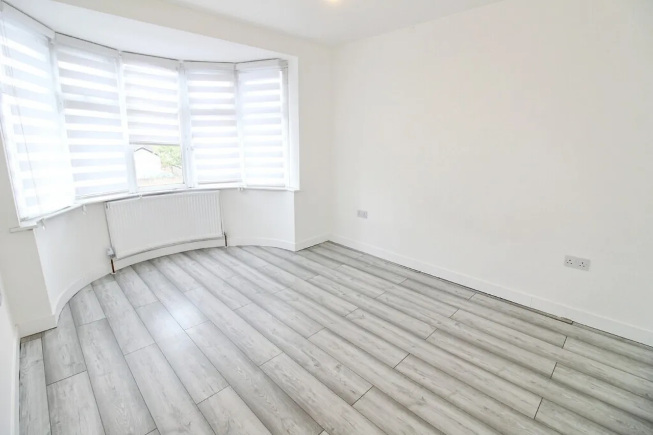 Collier Row, Romford, RM5, photo 9