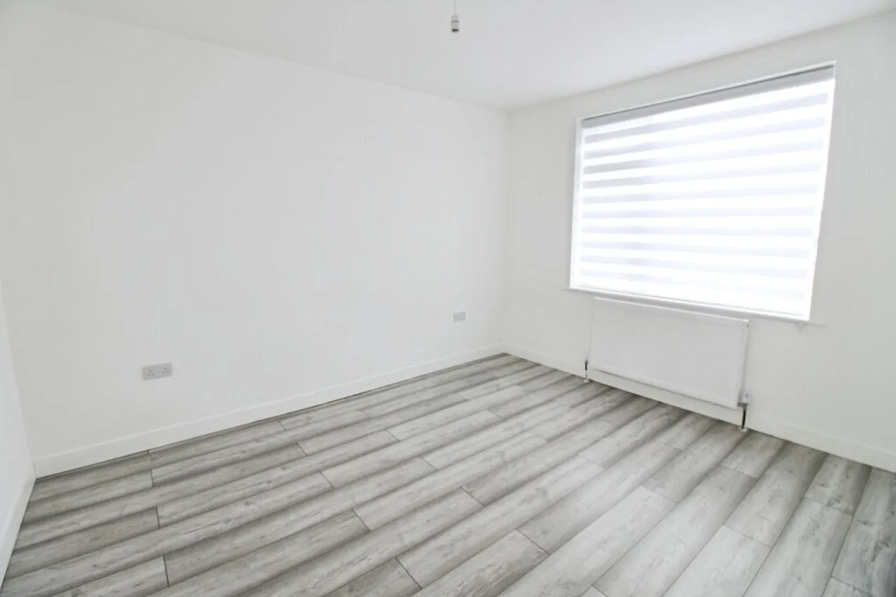 Collier Row, Romford, RM5, photo 12
