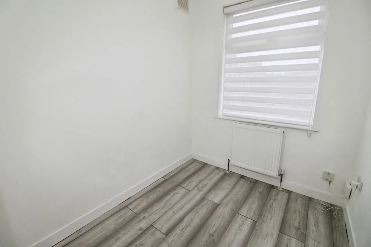 Collier Row, Romford, RM5, photo 10
