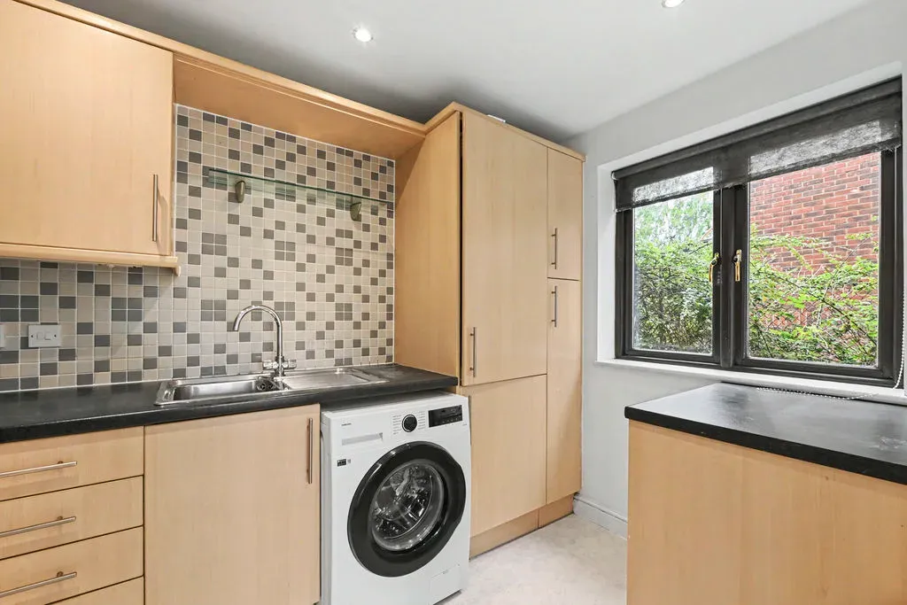 168 Queensway, Hemel Hempstead, Hertfordshire, HP2 5FX, photo 8