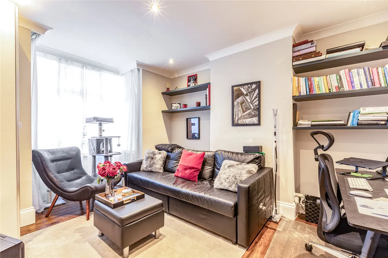 Church Road, Addlestone, KT15, photo 3