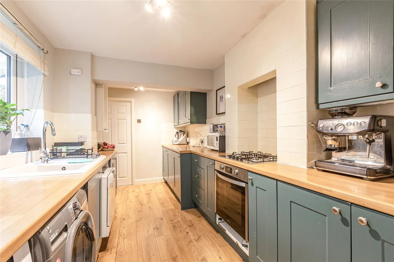 Church Road, Addlestone, KT15, photo 2