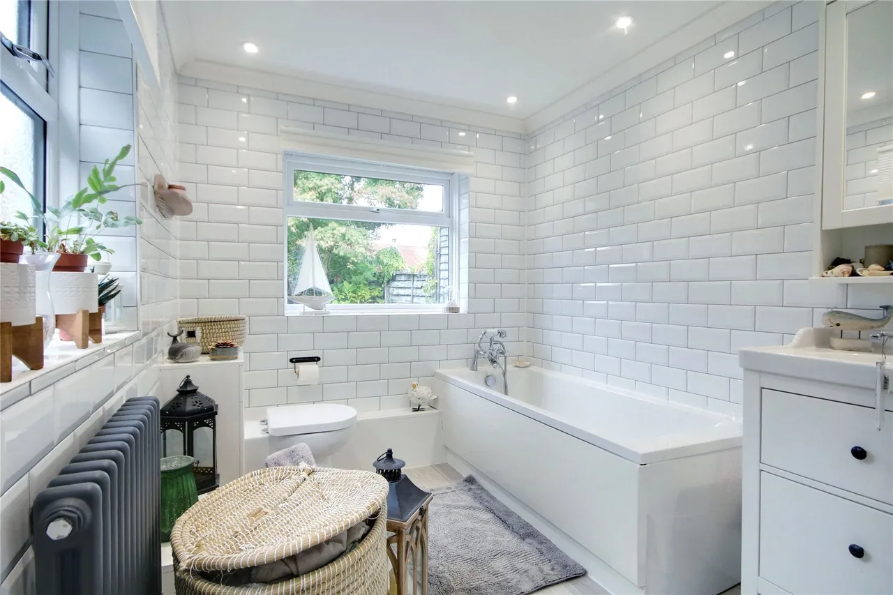 Church Road, Addlestone, KT15, photo 5