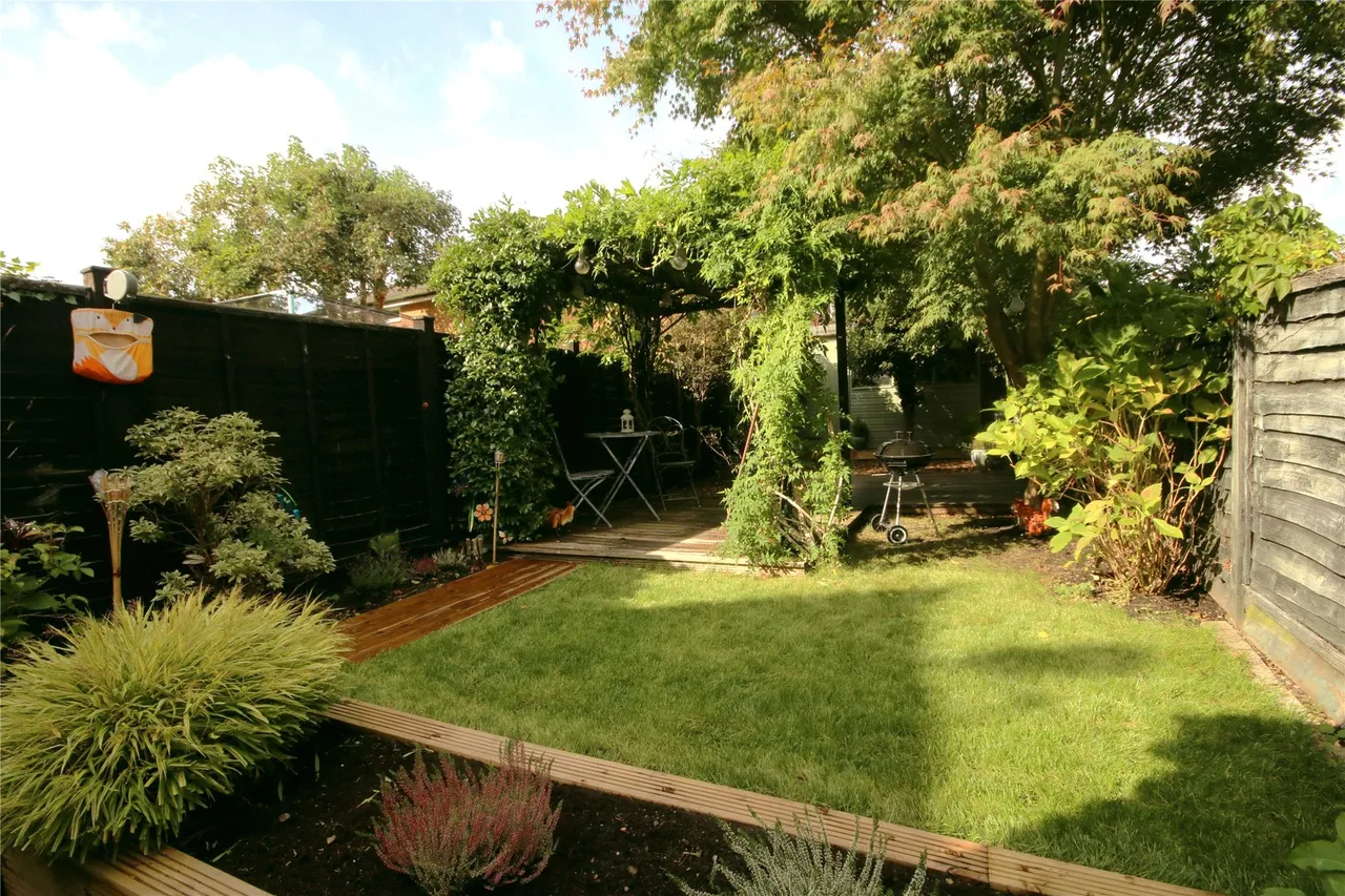Church Road, Addlestone, KT15, photo 9