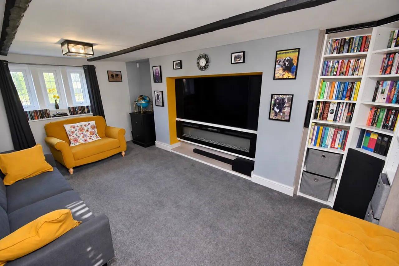 Wrose, Bradford, BD18, photo 8