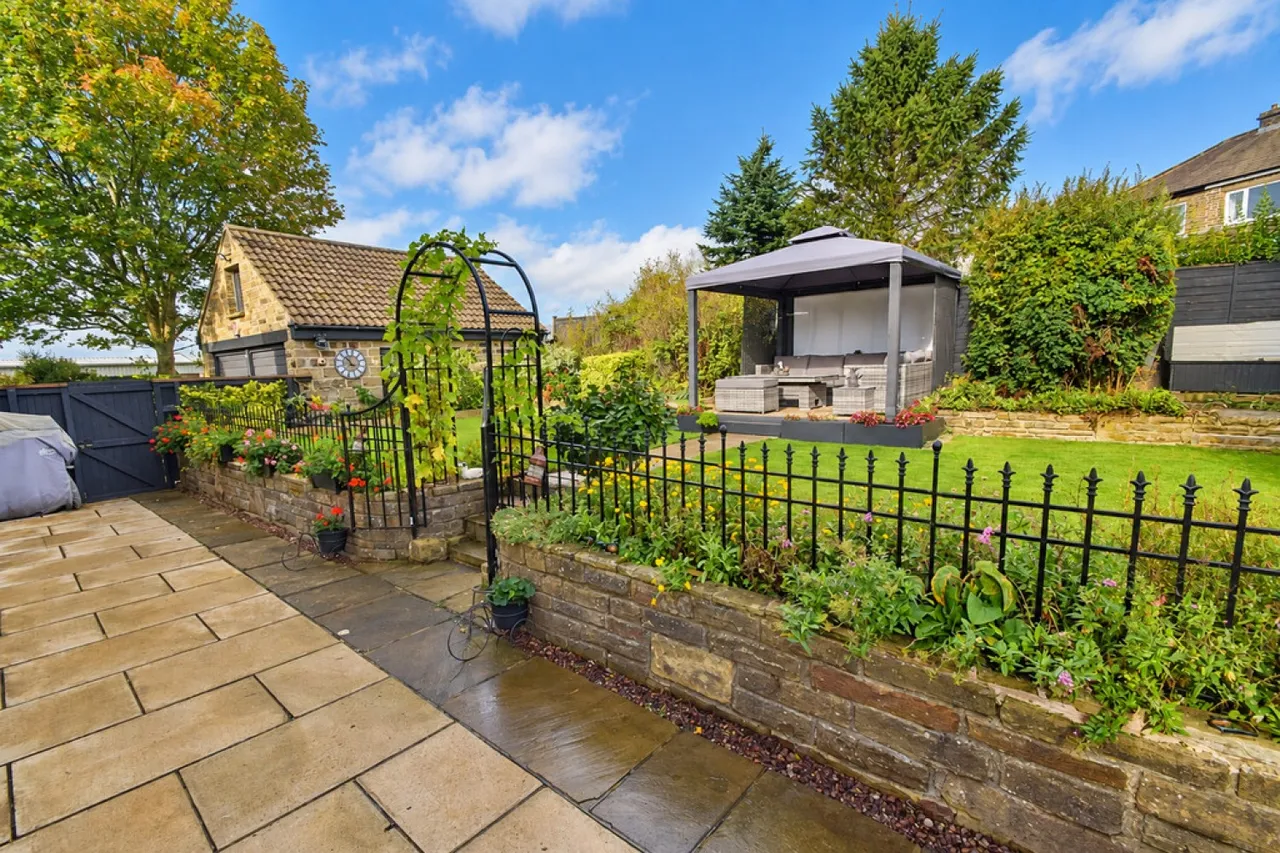 Wrose, Bradford, BD18, photo 19