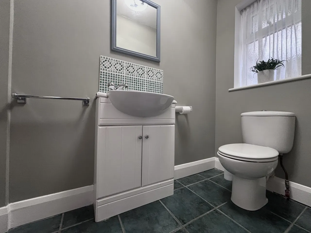 Tring Road, Aylesbury, HP20, photo 13