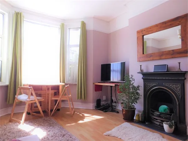 1 bed house to rent — Church Road, Hanwell, LONDON, W7 1LB