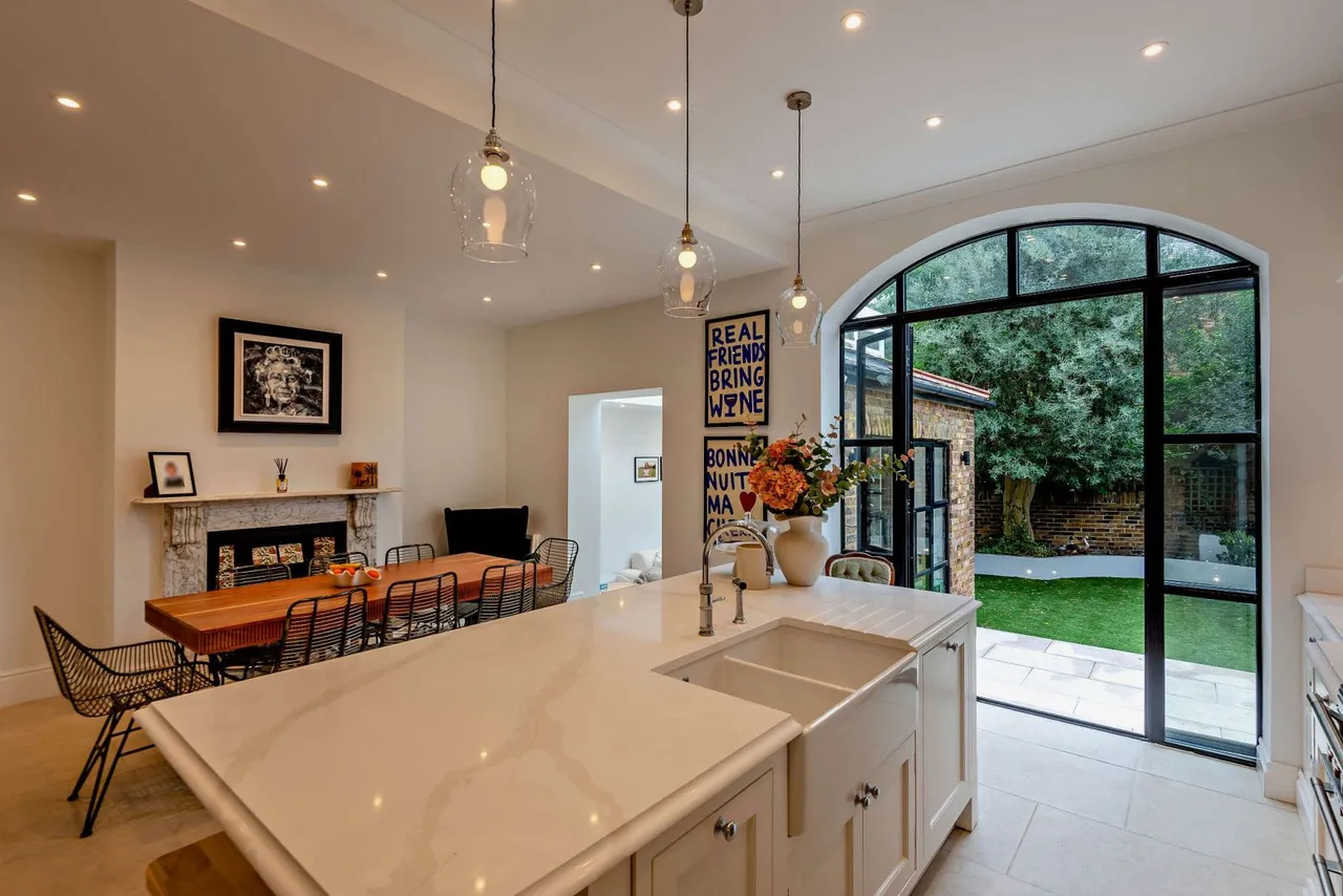 Frances Road, Windsor, Berkshire, SL4 3AG, photo 4