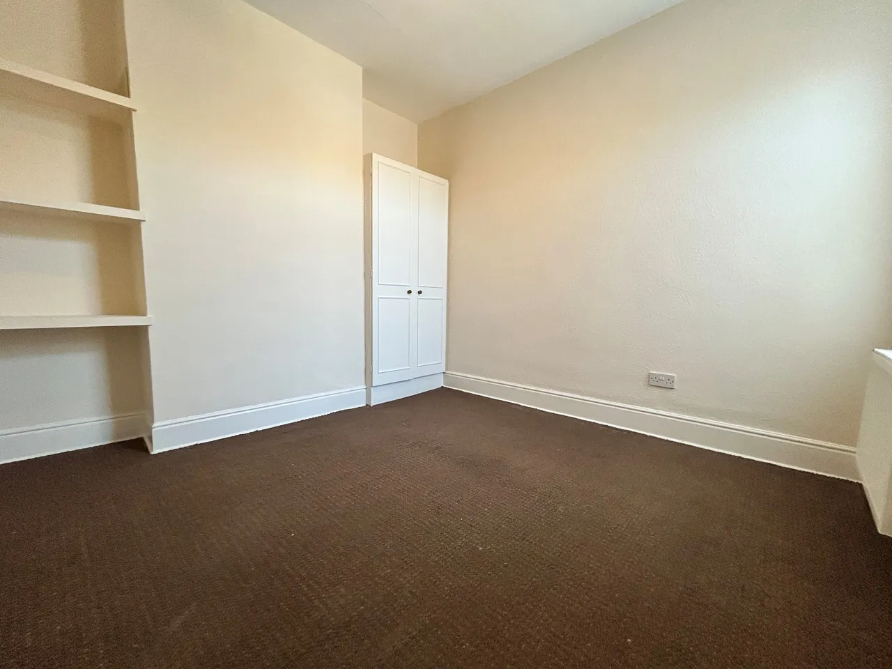 Newcome Road, PORTSMOUTH, photo 6