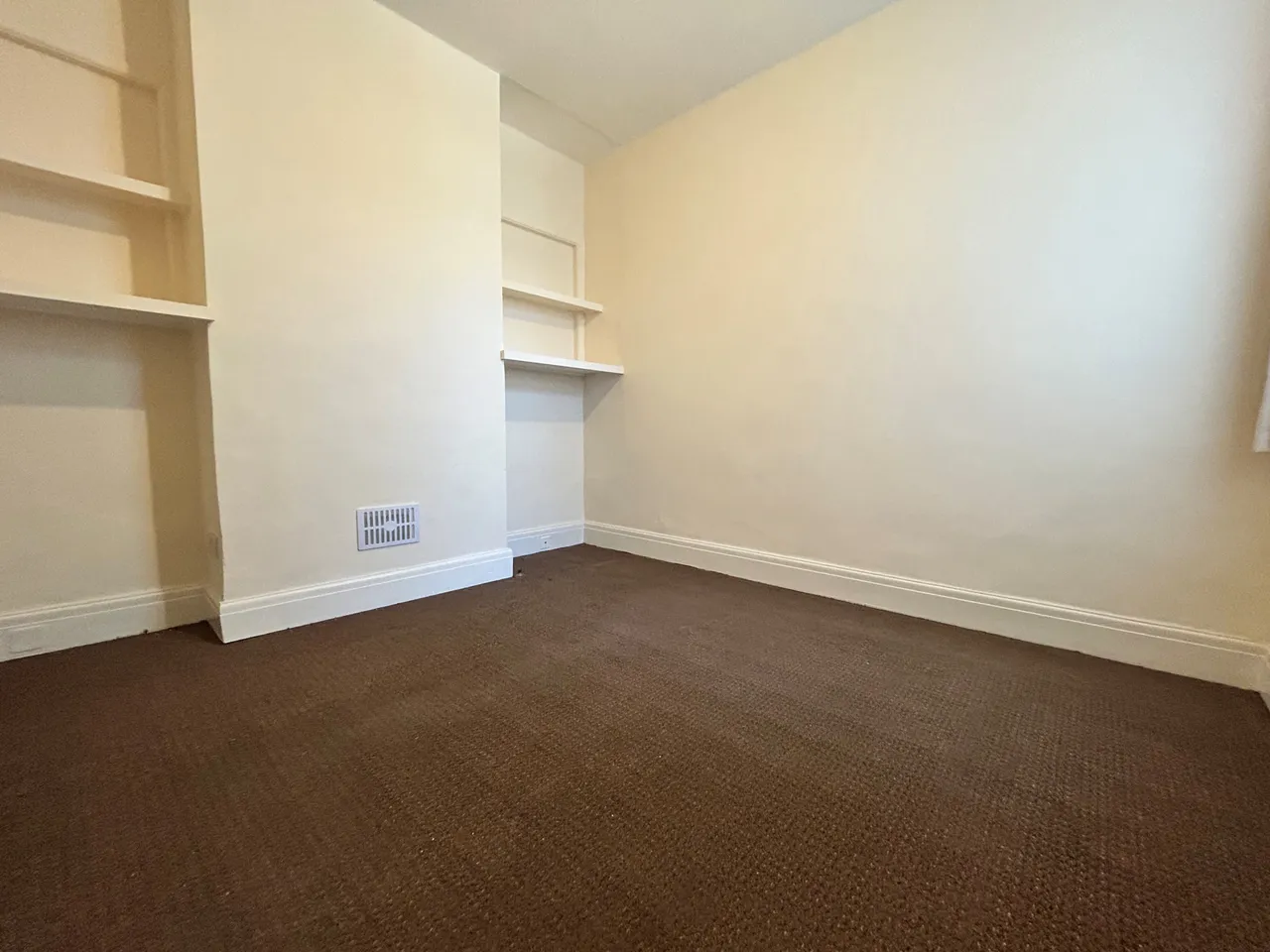 Newcome Road, PORTSMOUTH, photo 3