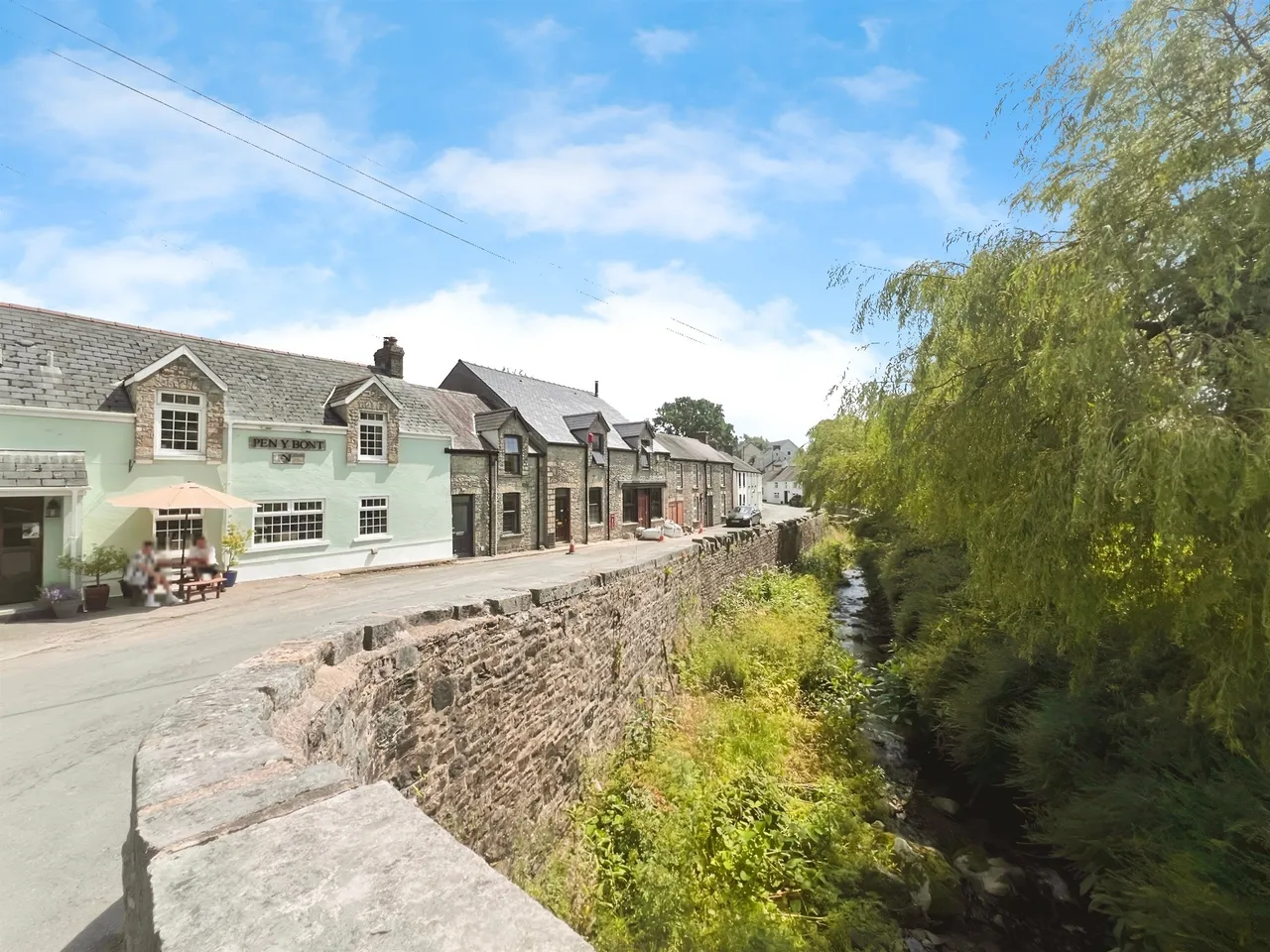 Carmarthen, SA32, photo 7