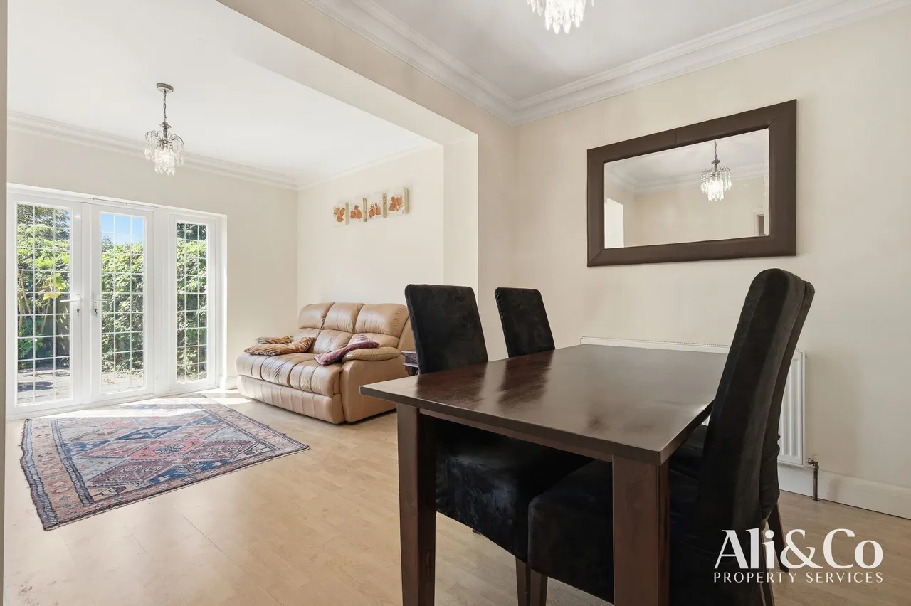 Bradleigh Avenue, Grays, Essex, RM17 5XD, photo 12