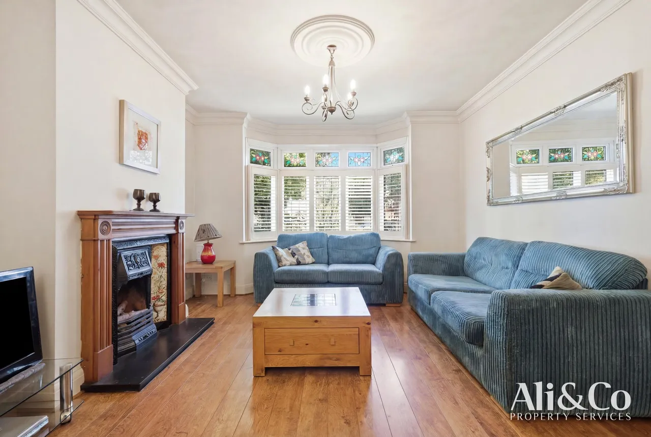 Bradleigh Avenue, Grays, Essex, RM17 5XD, photo 9