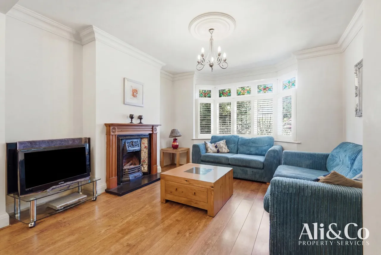 Bradleigh Avenue, Grays, Essex, RM17 5XD, photo 10