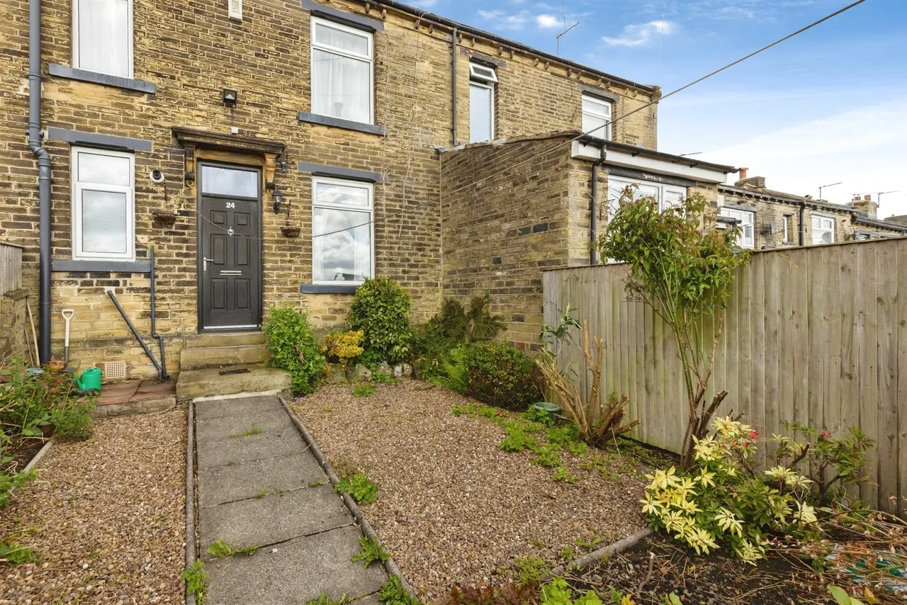 Oddy Place, Bradford, photo 9