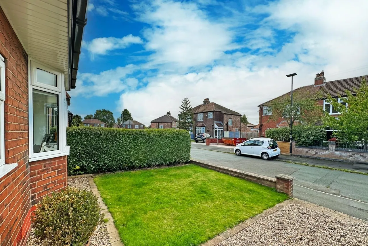 Attwood Road, Timperley, Cheshire WA15 7NJ, photo 13