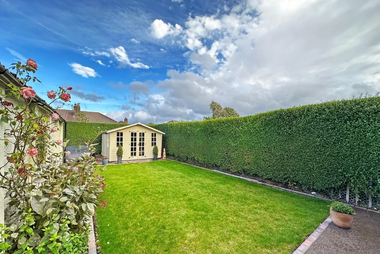 Attwood Road, Timperley, Cheshire WA15 7NJ, photo 27