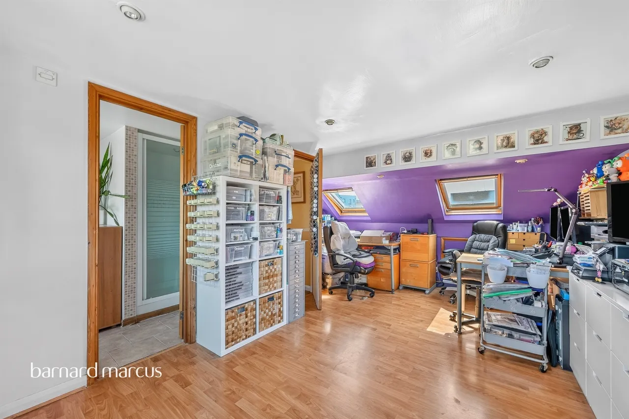 Hackbridge Road, Wallington, photo 9