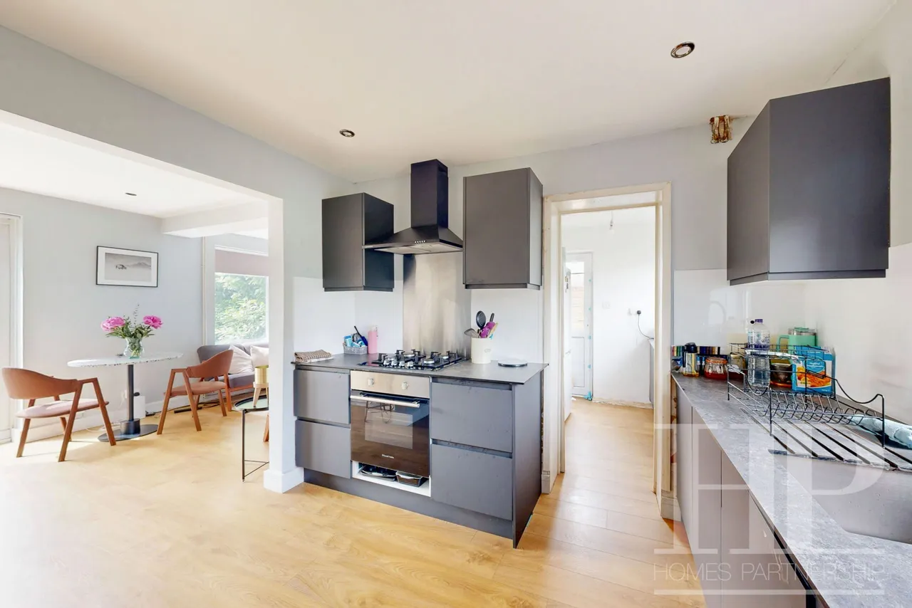 Eridge Close, Crawley, RH10, photo 6