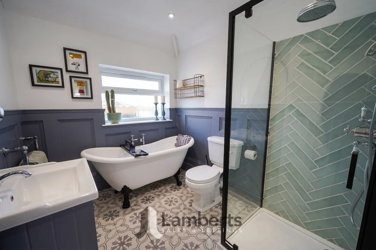 1 Teal Road, Studley, photo 13