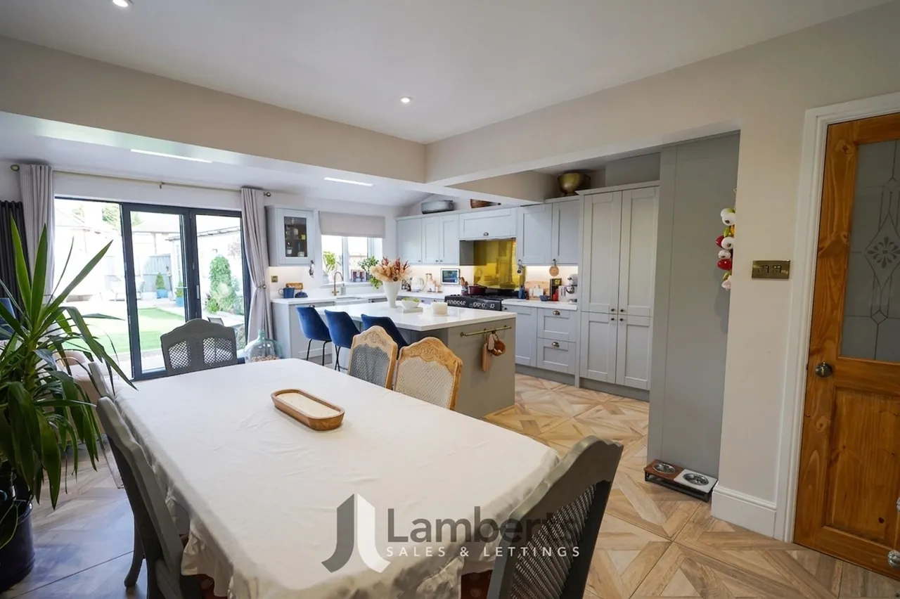 1 Teal Road, Studley, photo 6