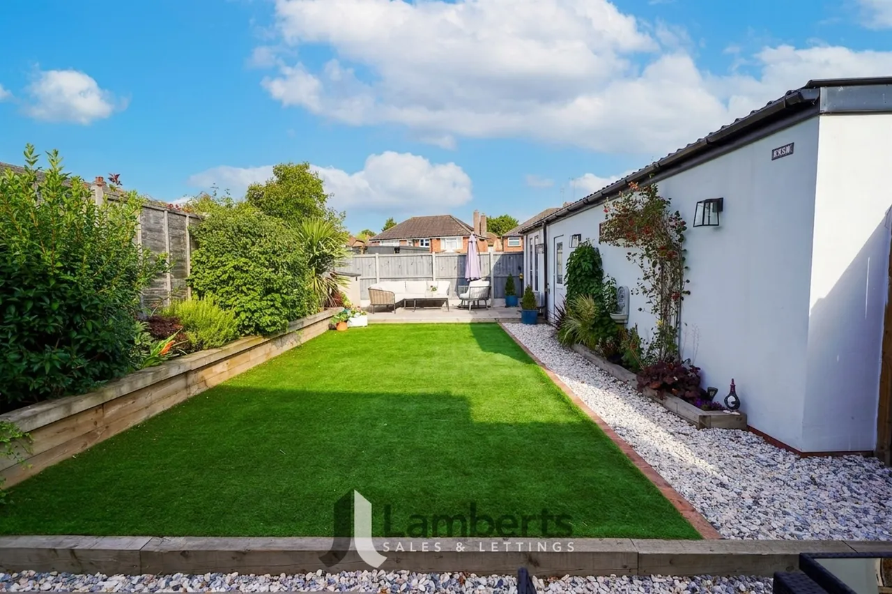 1 Teal Road, Studley, photo 21