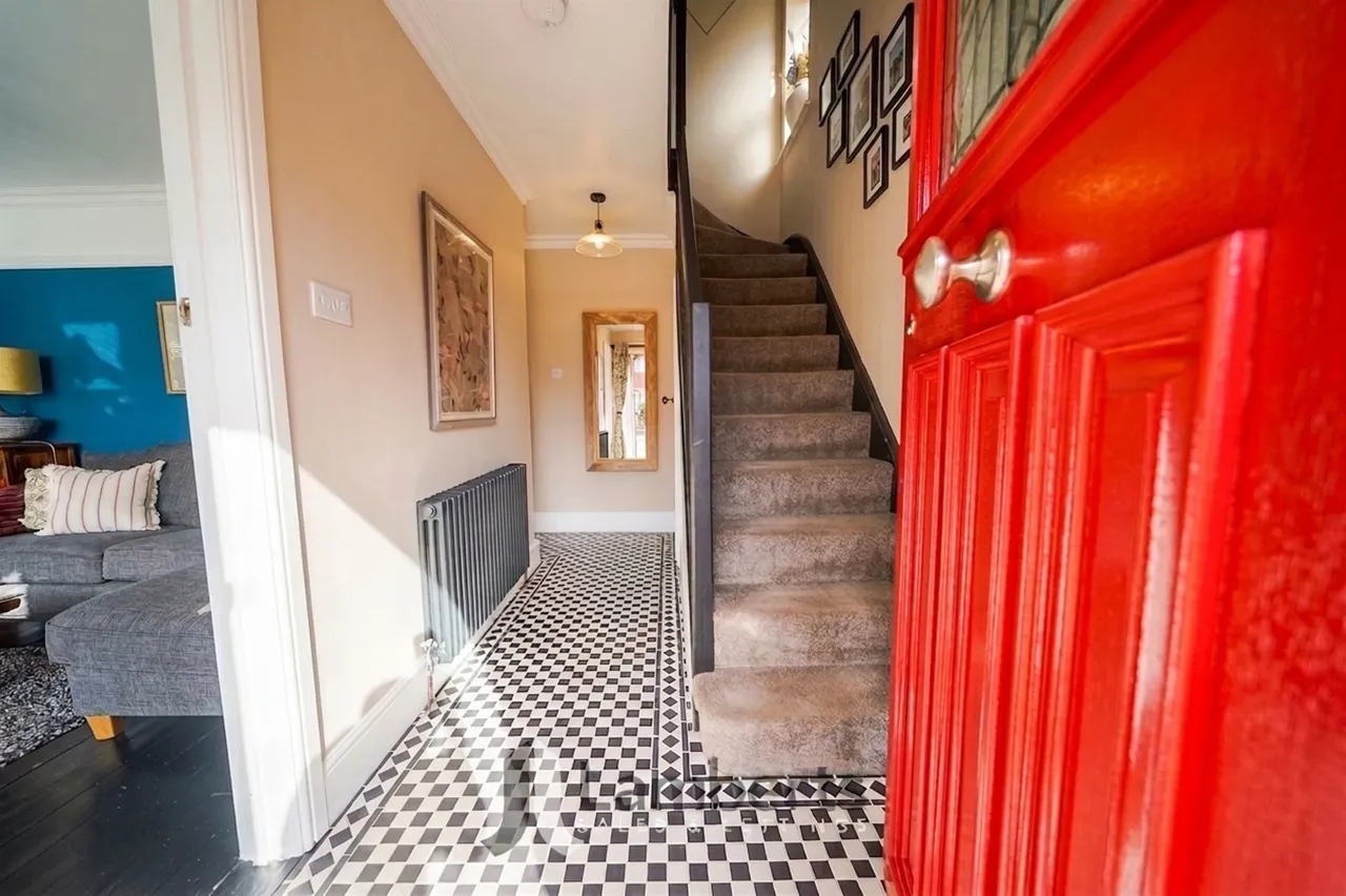 1 Teal Road, Studley, photo 12