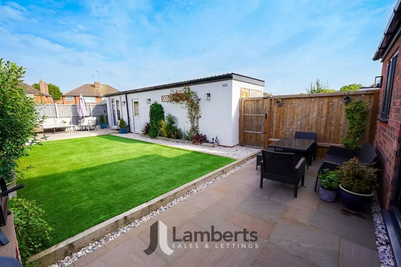 1 Teal Road, Studley, photo 20