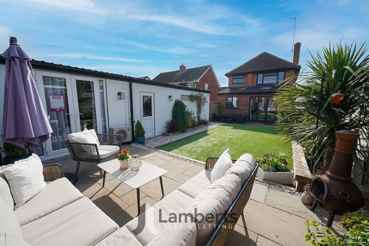 1 Teal Road, Studley, photo 24