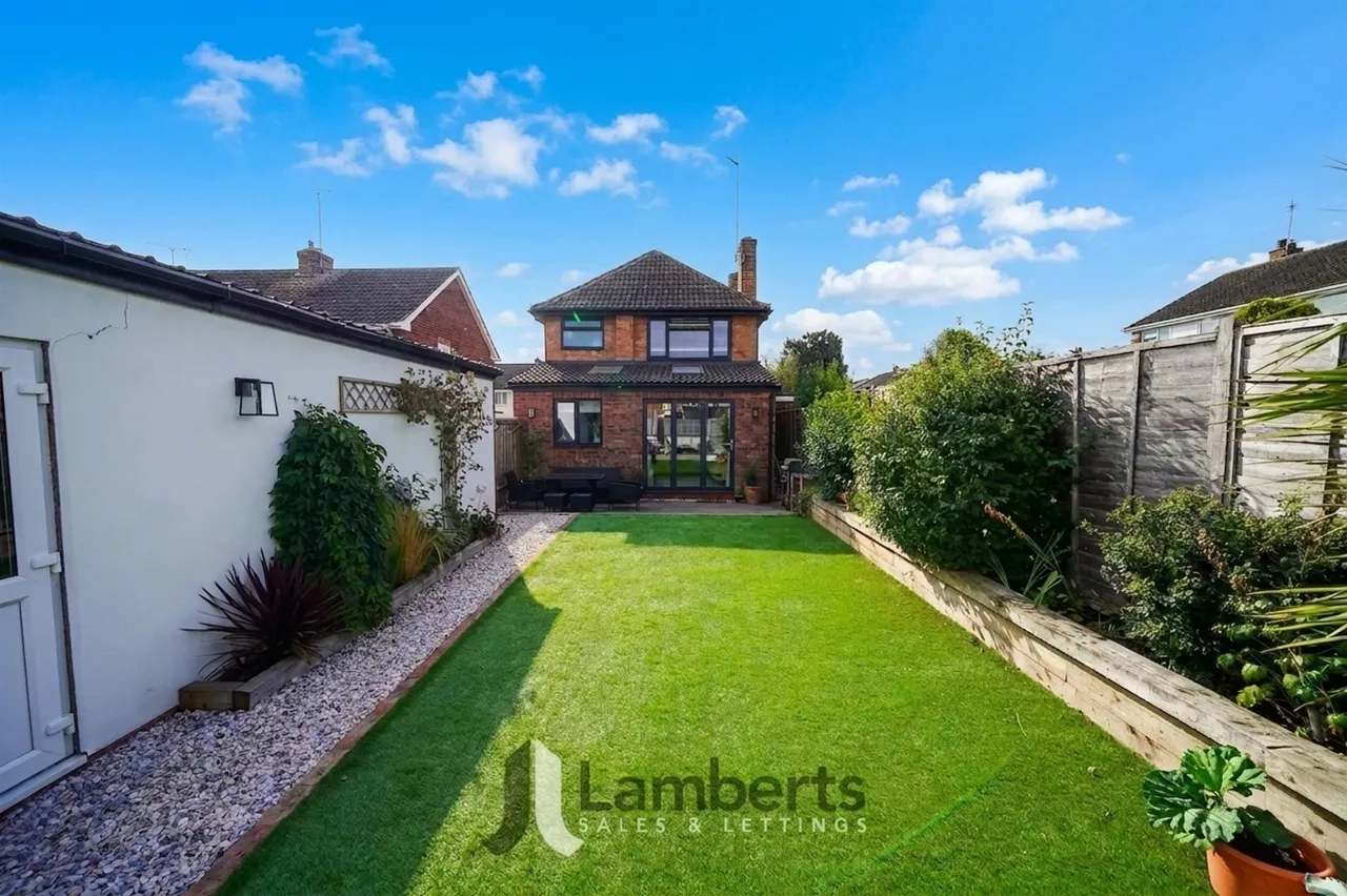 1 Teal Road, Studley, photo 25