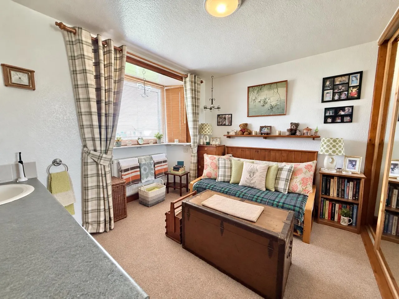 Leesway Drive, Denton, M34, photo 13