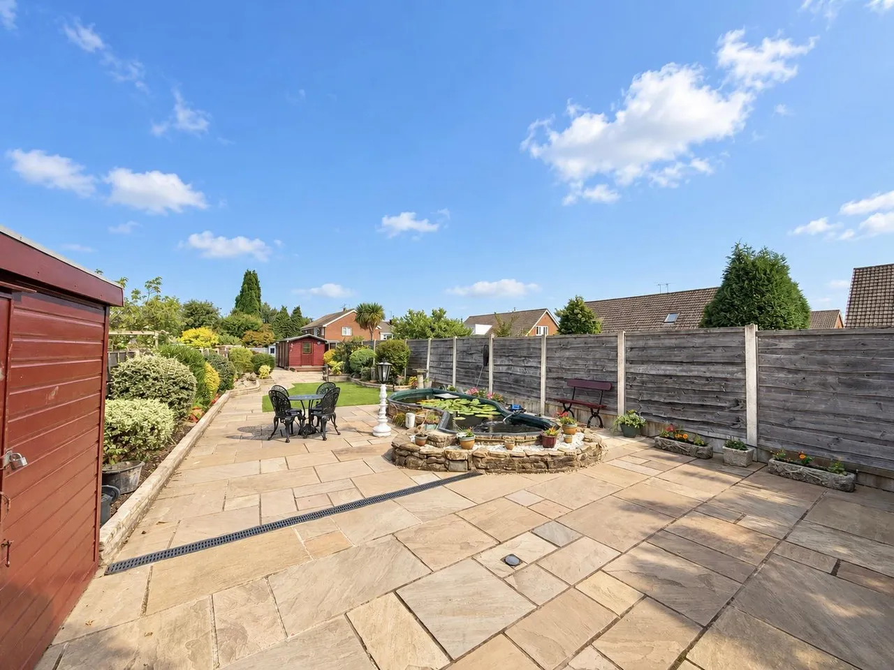 Leesway Drive, Denton, M34, photo 2