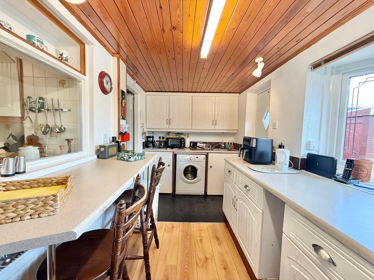 Leesway Drive, Denton, M34, photo 11