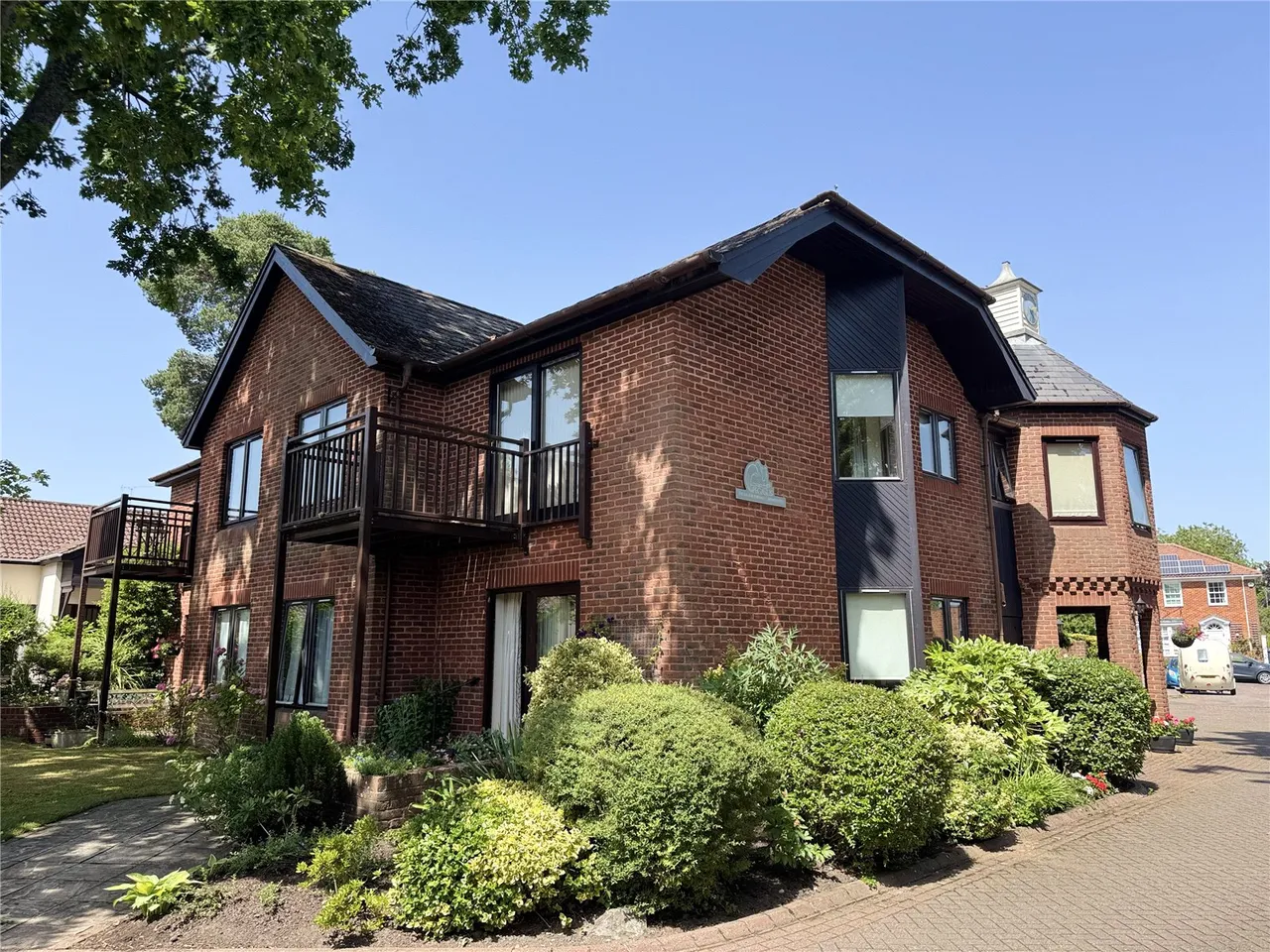 1 bed flat for sale — Hartford Court, Hartley Wintney, Hampshire, RG27 8PQ