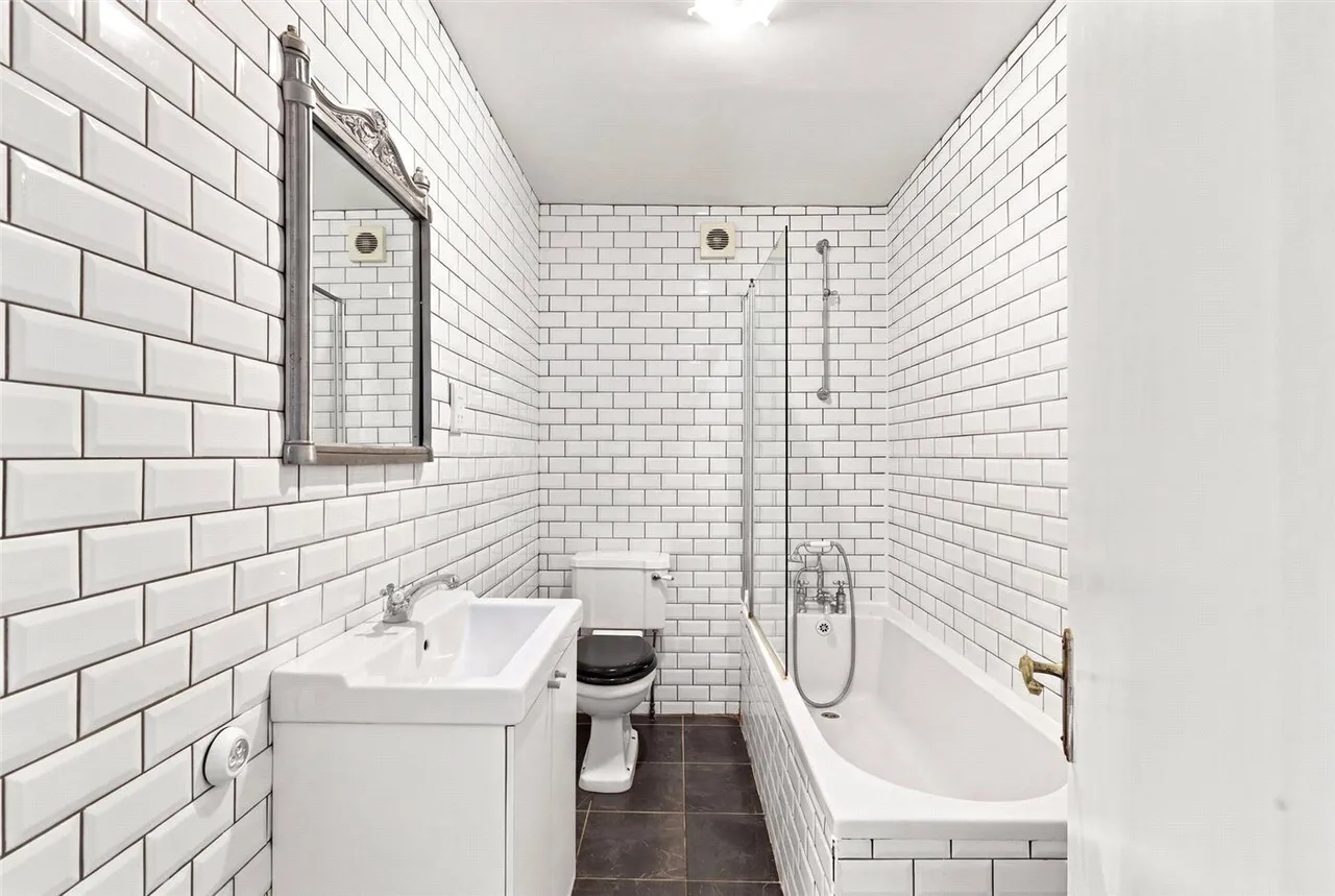 Osbaldeston Road, London, N16, photo 9
