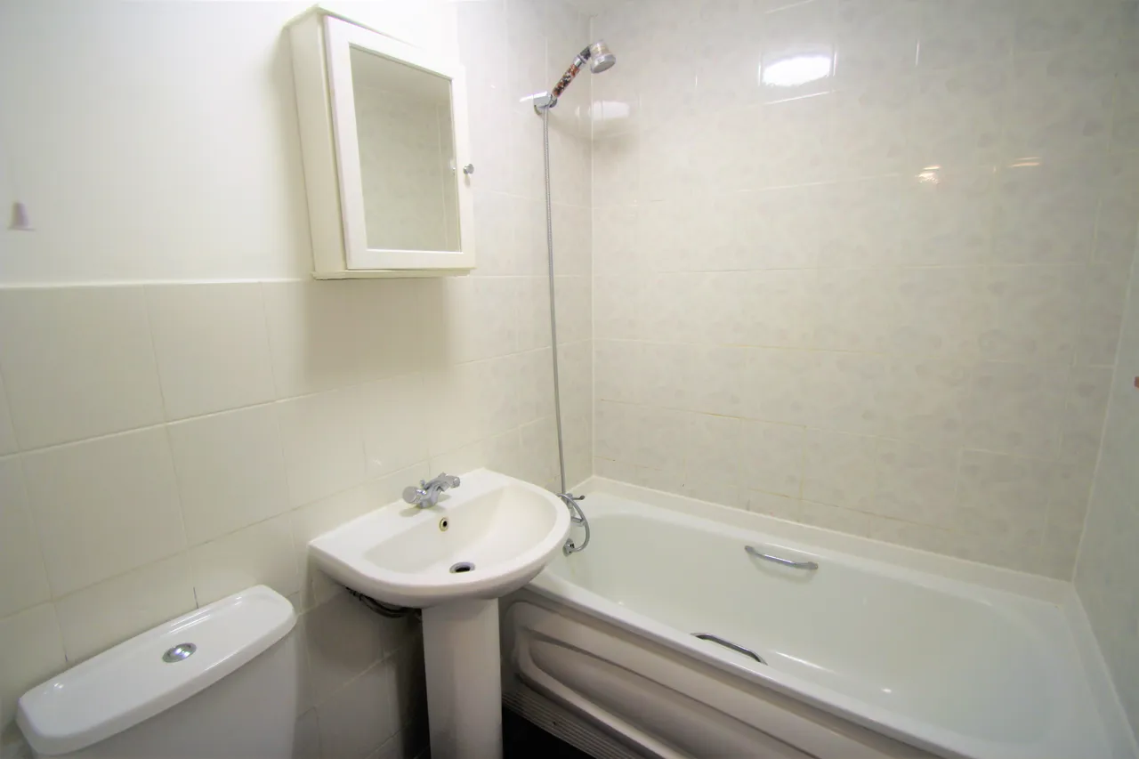 Beeton Close, Pinner, HA5, photo 11