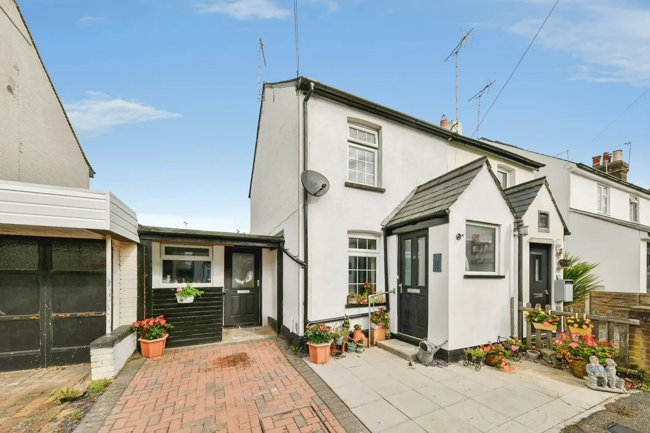 3 bed house for sale, Alleyns Road, Stevenage, SG1