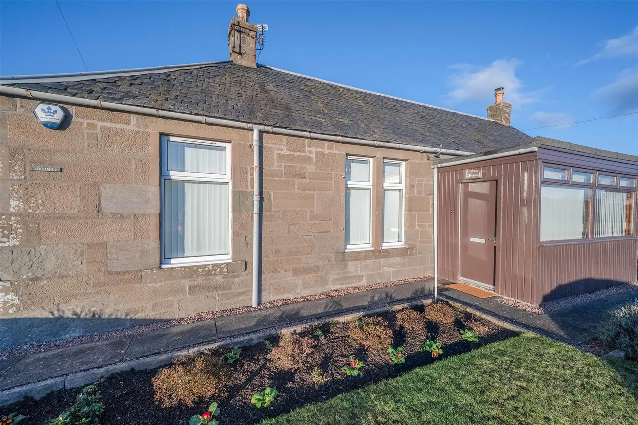 Rosemill Road, Bridgefoot, photo 3