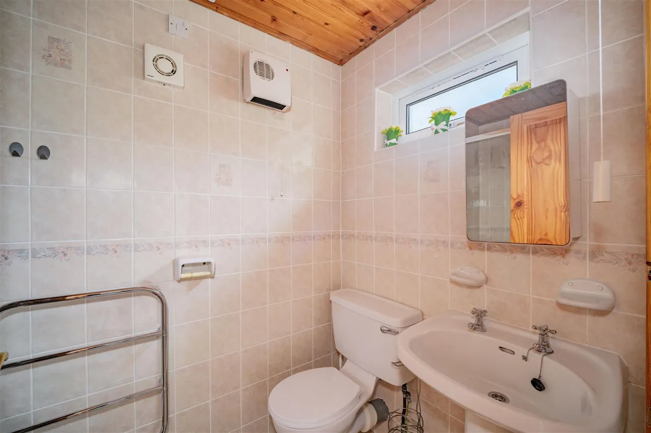 Rosemill Road, Bridgefoot, photo 12