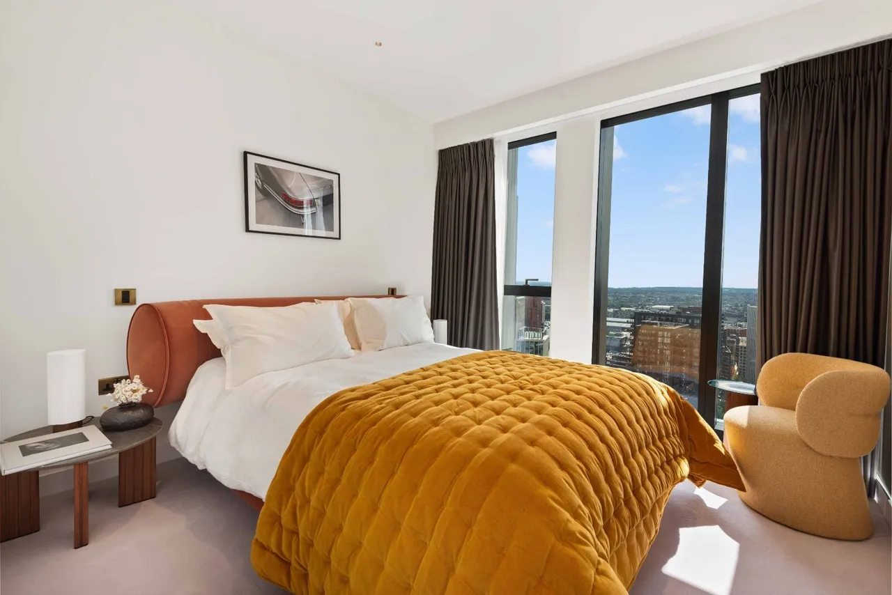 Nine Elms Lane, London, SW8, photo 6