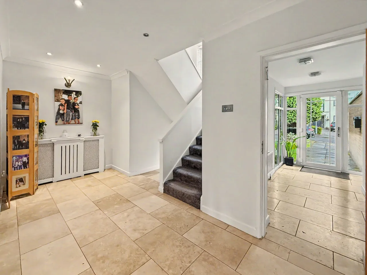 Oakdale Close, Whitefield, M45, photo 5