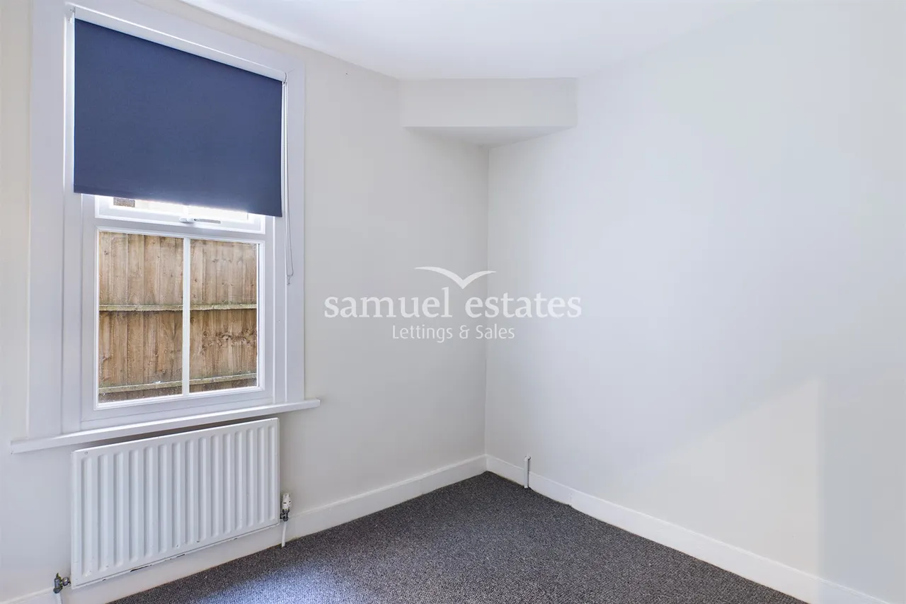 Colliers Wood, London, SW19, photo 4