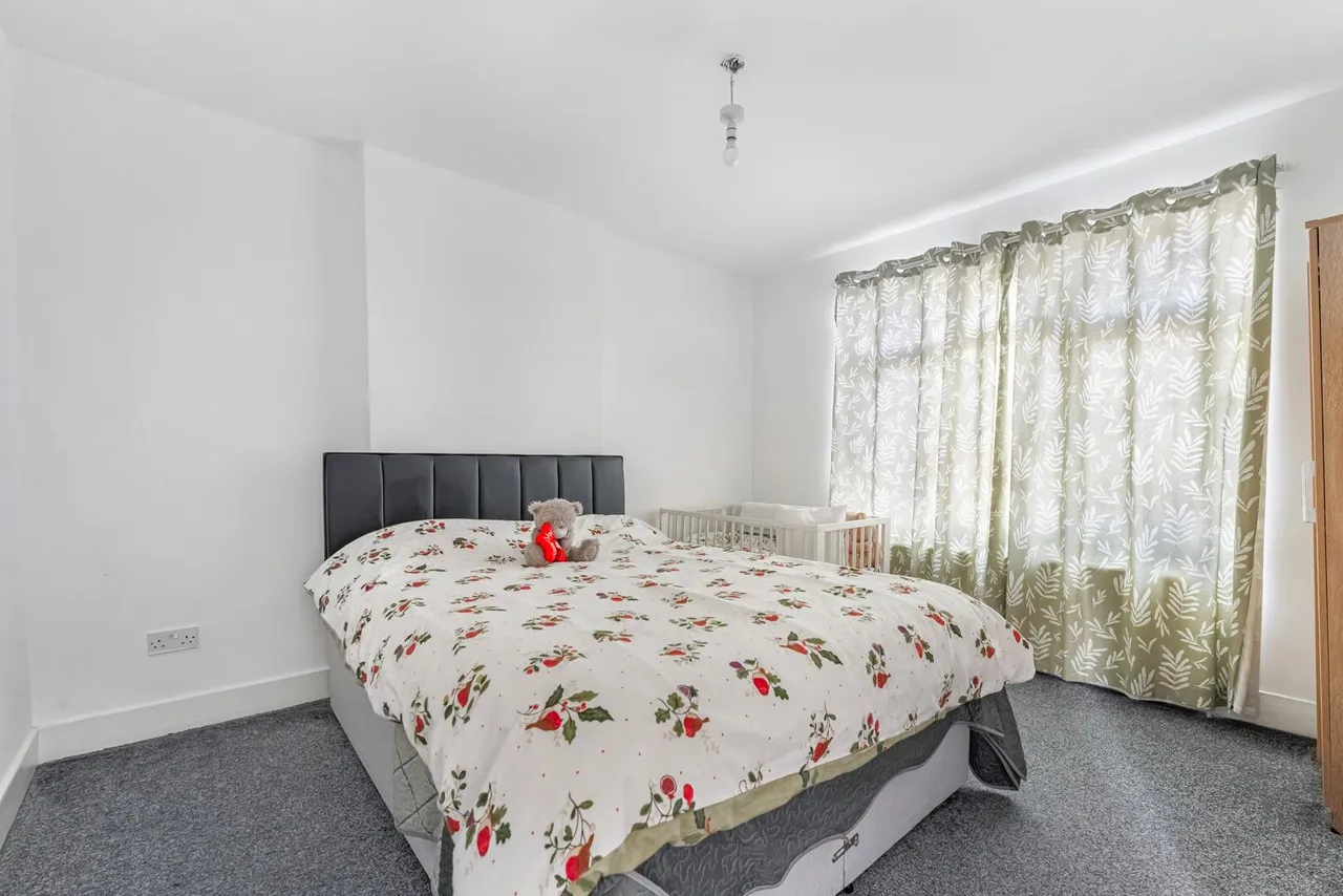 Ecclesbourne Gardens, London, N13 5JD, photo 5