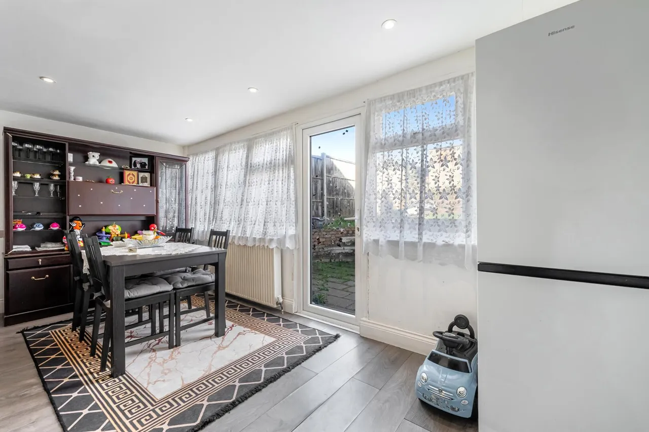 Ecclesbourne Gardens, London, N13 5JD, photo 9