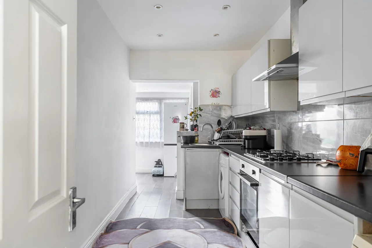 Ecclesbourne Gardens, London, N13 5JD, photo 8