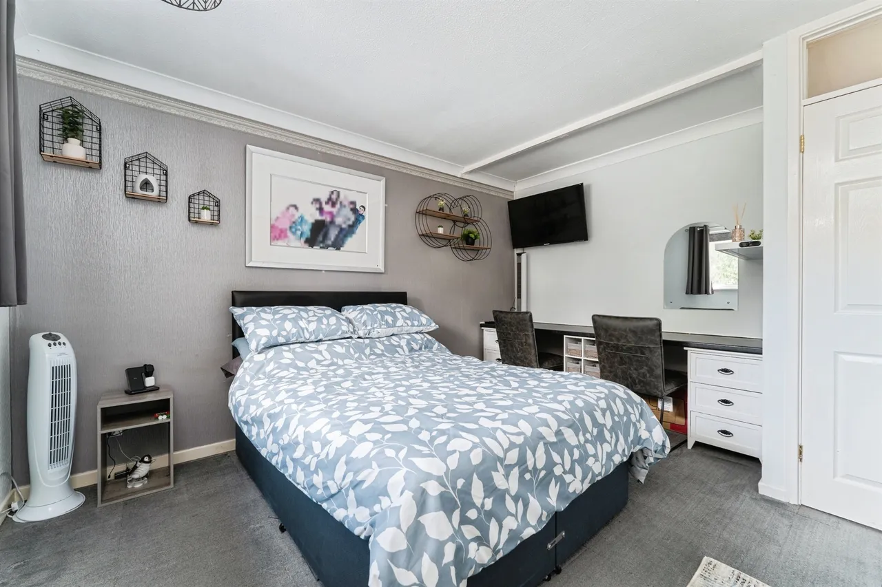 Holden Road, Lackford, Bury St. Edmunds, photo 12