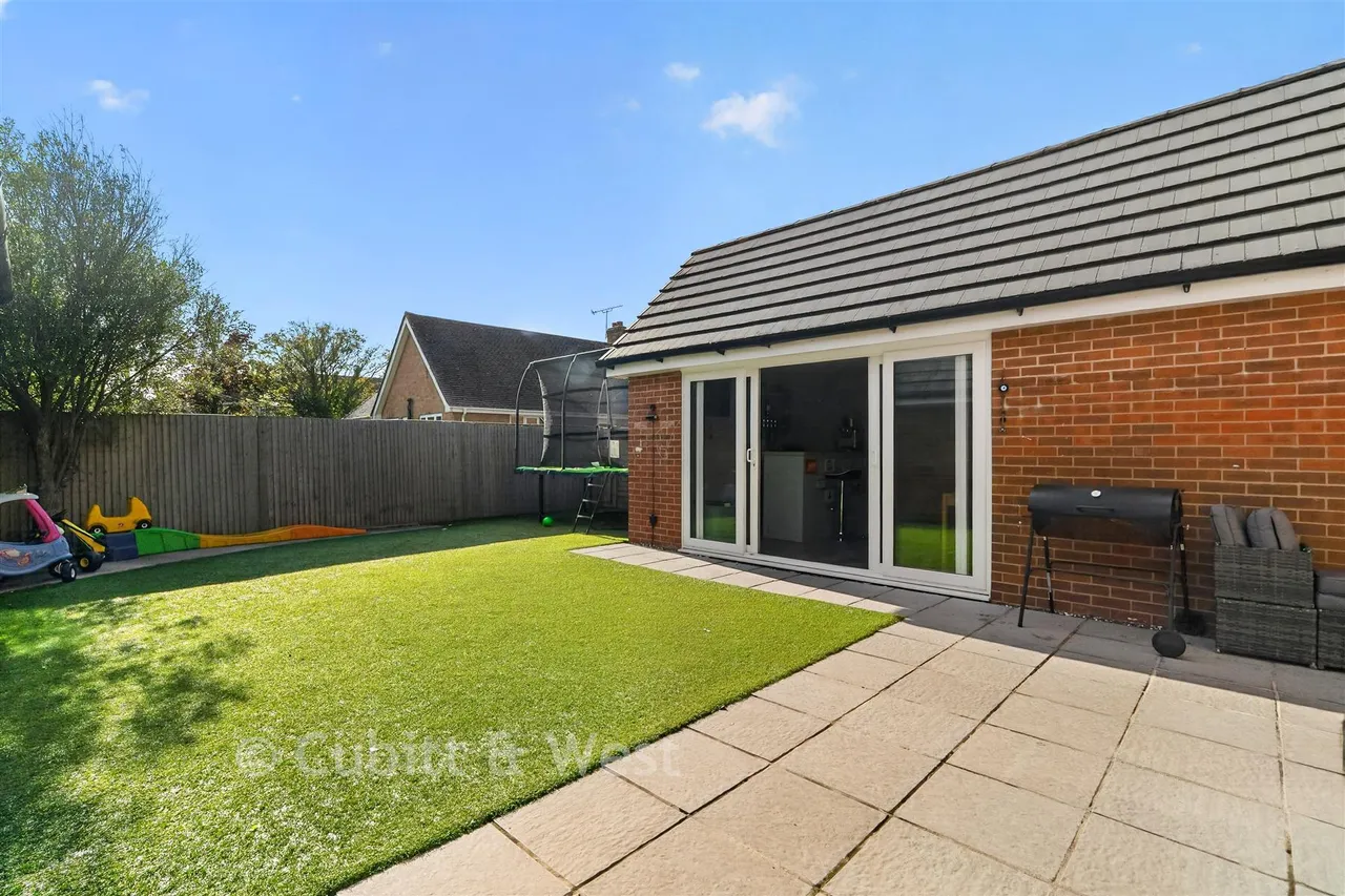 Jackson Way, Wick, BN17, photo 13