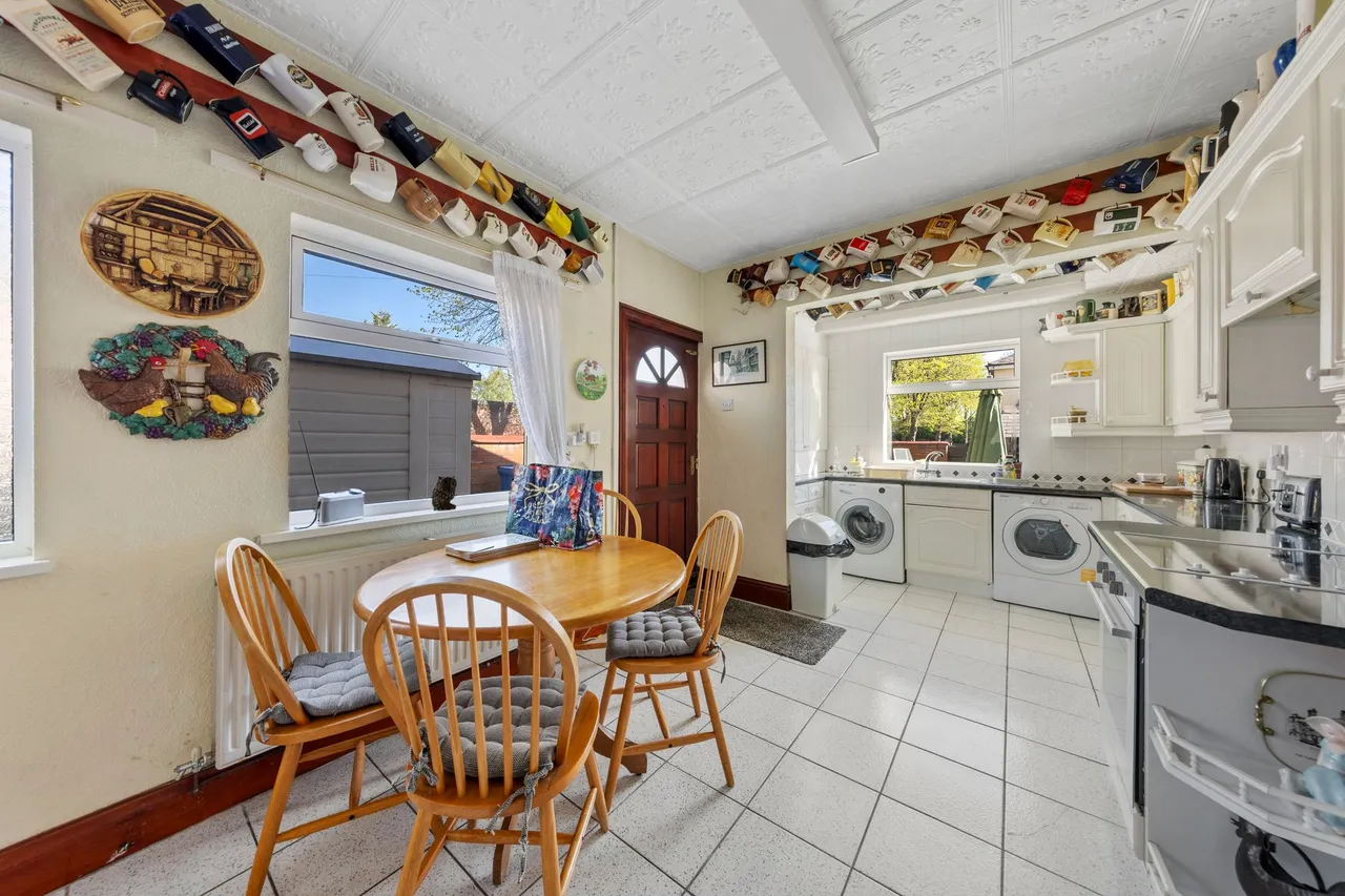 Wilderspool Causeway, Warrington, Warrington, WA4 6QL, photo 6