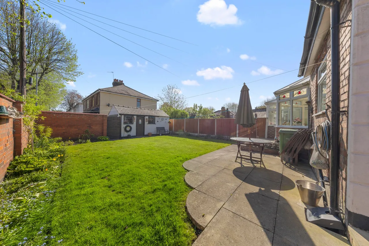 Wilderspool Causeway, Warrington, Warrington, WA4 6QL, photo 20